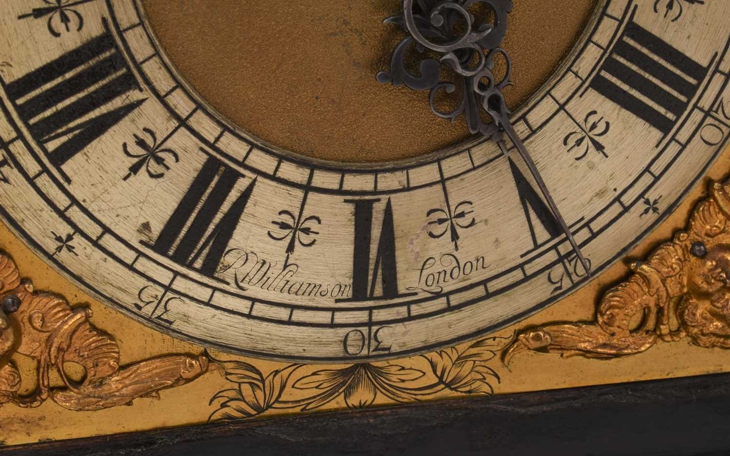 Fine clocks spanning four centuries
